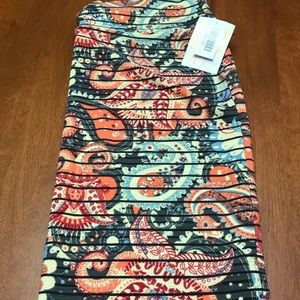 Gorgeous 2X LuLaRoe Cassie Pencil skirt